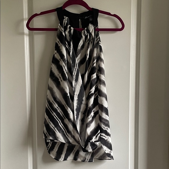 Kenneth Cole New York Black and White Striped Blouse - Picture 1 of 9